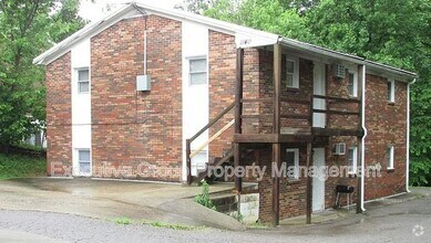 Building Photo - 1140 Evelyn Dr