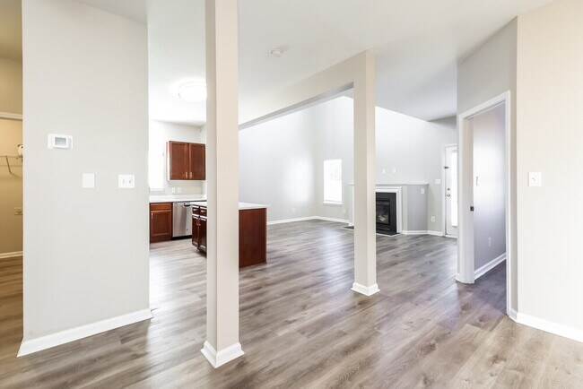 Foto del edificio - 5109 Livermore Ln