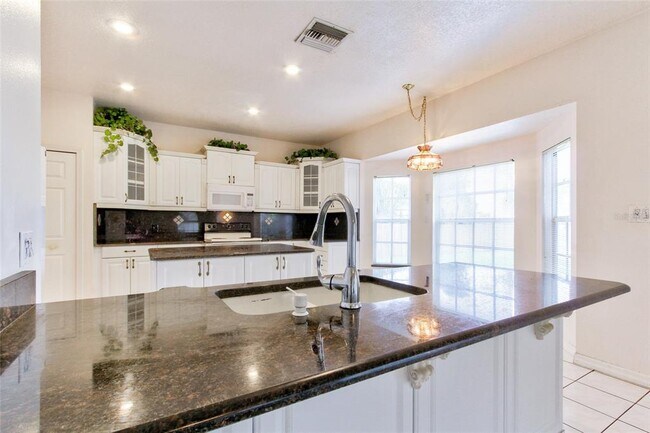 Building Photo - 4905 Lake Cecile Dr