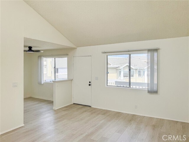 Foto del edificio - 14851 Mulberry Dr