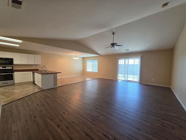 Building Photo - 6309 Lost Peak Ct