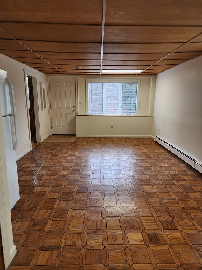 838 Osgood St Unit 2, North Andover, MA 01845 Apartments in North Andover, MA