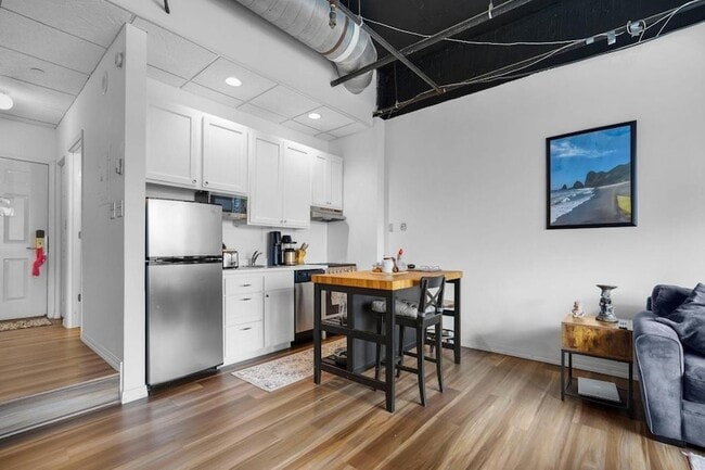 Foto del edificio - 431 S 7th St