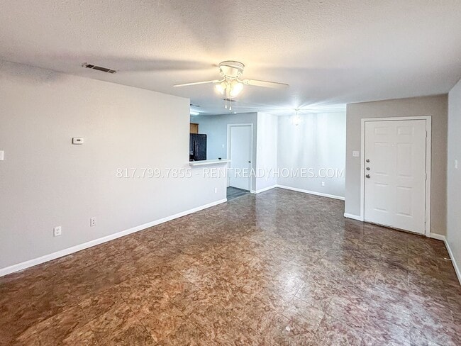 Building Photo - 858 Potomac Dr