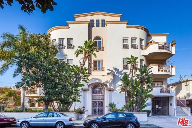 Foto del edificio - 1862 S Bentley Ave
