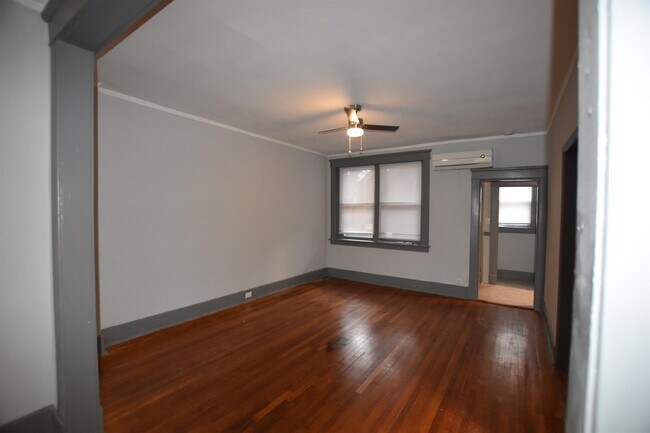 Foto del edificio - 2914 Idlewood Ave
