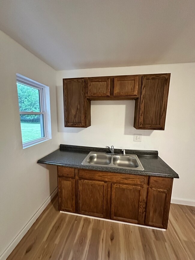 Building Photo - 23276 US-36