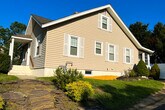 Foto principal - 92 Oak Hill Rd