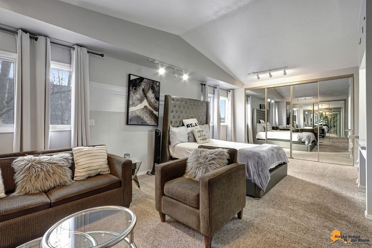 Foto principal - 3305 Cope St