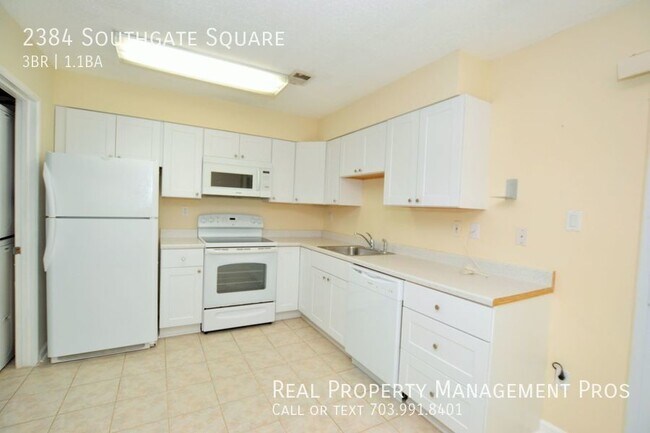 Building Photo - 2384 Southgate Square
