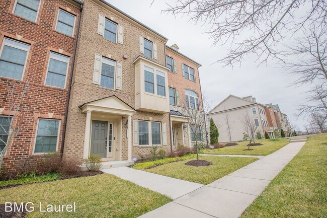 Building Photo - 3 br, 3.5 bath House - 7712 Duncannon Ln