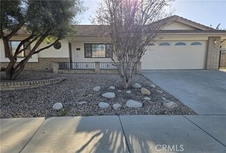 Building Photo - 727 Chardonnay Pl