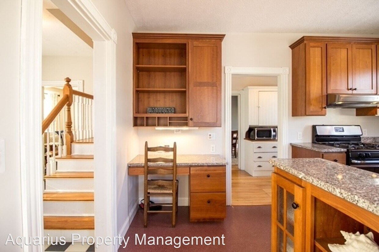 Primary Photo - 3 br, 1 bath House - 73 Ashmont Street