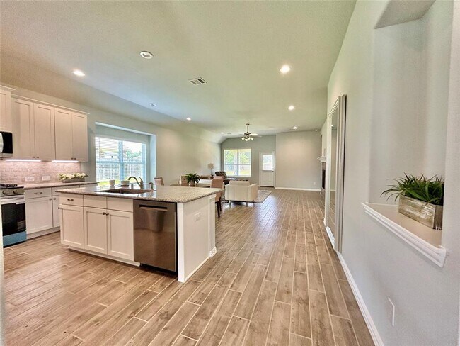 Building Photo - 18519 Lilliput Ln