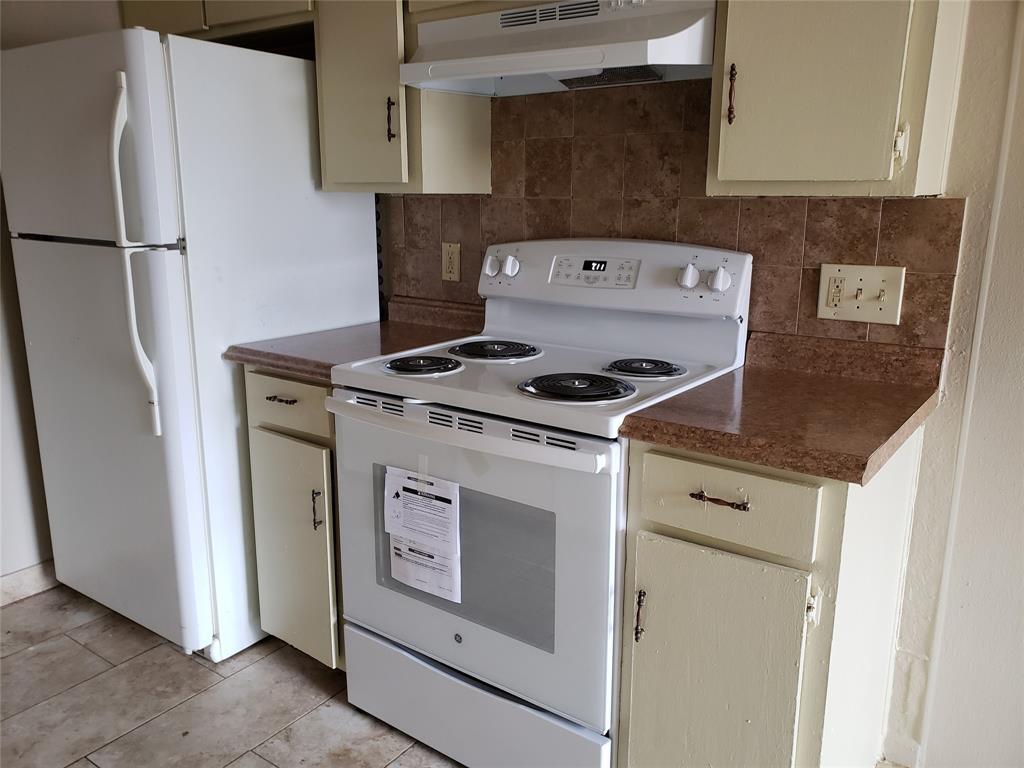 Primary Photo - 1410 N O'Connor Rd
