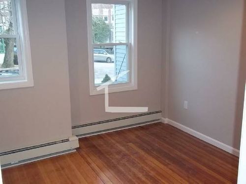 Foto del edificio - 114 Glenville Ave