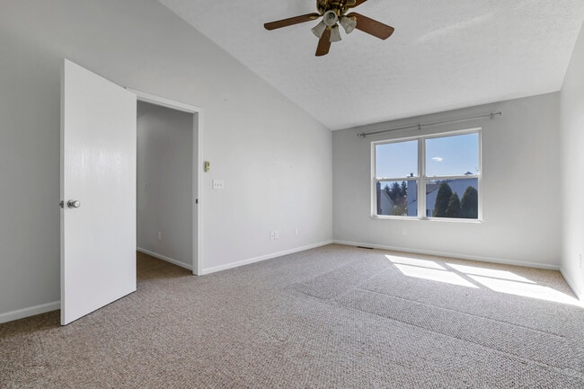 Building Photo - 8747 Clarksdale Dr