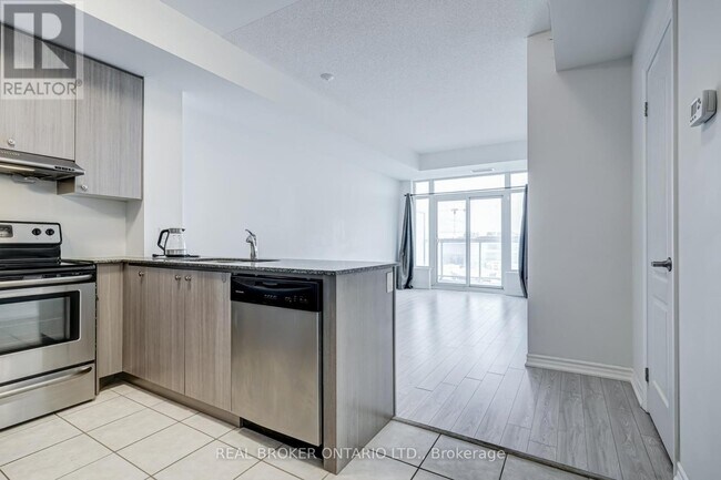 Photo du bâtiment - 8323 Kennedy Rd