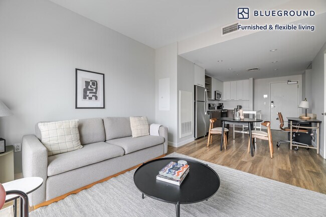 Foto del edificio - 50 Rogers St