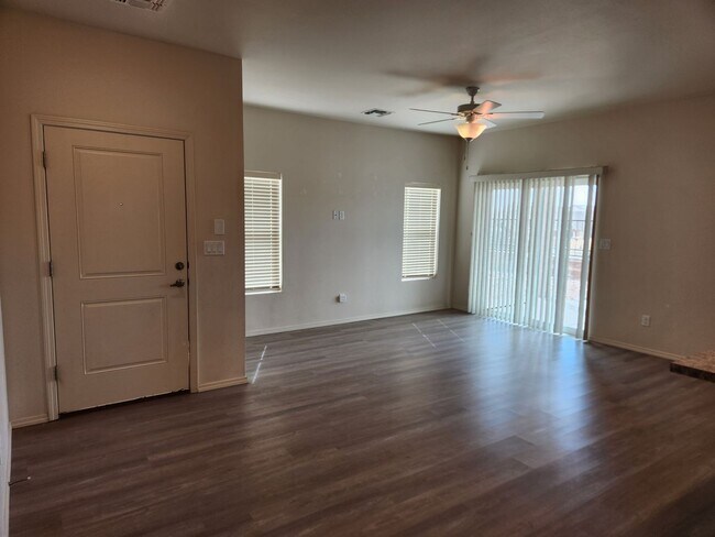 Building Photo - 1224 Tierra Verde Loop