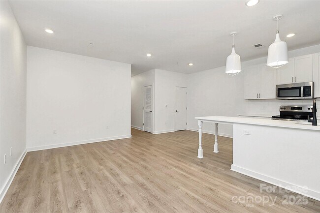 Building Photo - 1115 Seigle Ave