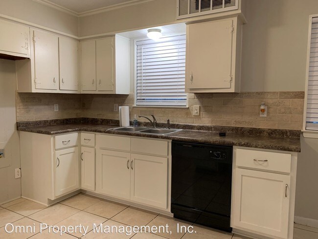 Building Photo - 3 br, 2 bath House - 3294 GATEWOOD