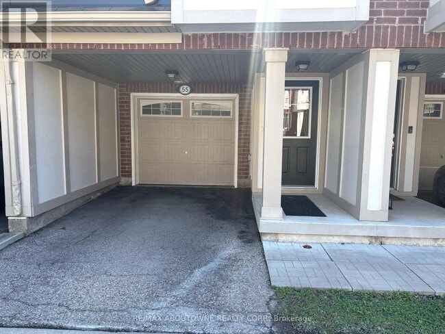 Building Photo - 6020-6020 Derry Rd