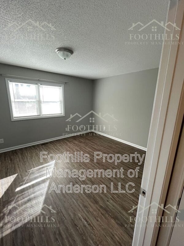 Foto del edificio - 4334 Old Mill Rd