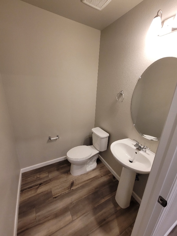Building Photo - 463 Millwall Cir