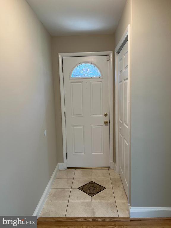 Foto del edificio - 4616 Willow Run Dr