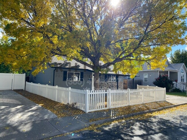 Photo - 174 Claybourne Ave S Apartment