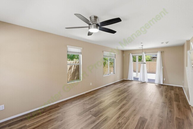 Building Photo - Beautiful Home in the Highly Desirable Lyon's Gate Community!