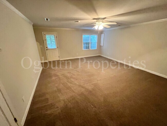 Building Photo - 505 Sherwood Hills-3BR/2.5BA-Townhouse!!