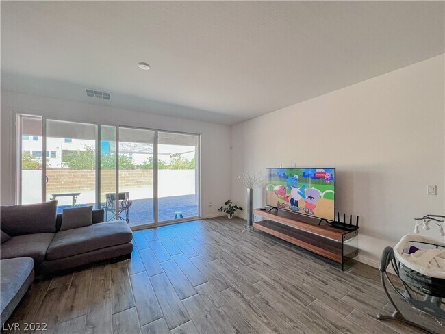 Foto del edificio - 6250 Lamont Hills Ave