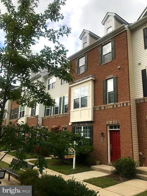 Primary Photo - 3548 Woodlake Dr