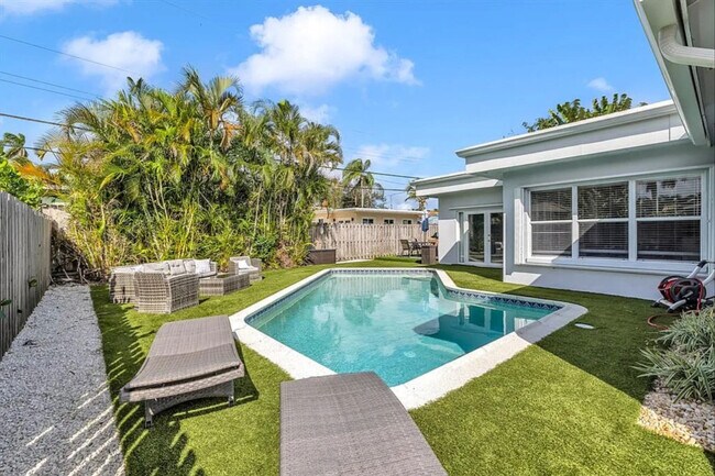 Foto del edificio - 1684 SE 10th Ave