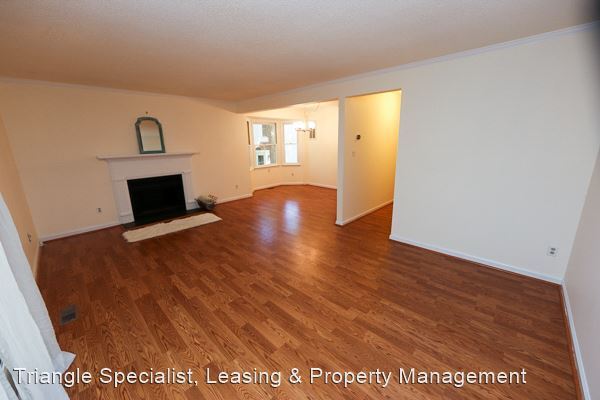 Building Photo - 3 br, 2.5 bath House - 6679 English Ivy Lane