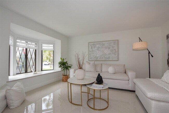 Building Photo - 9207 NW 44th Ct