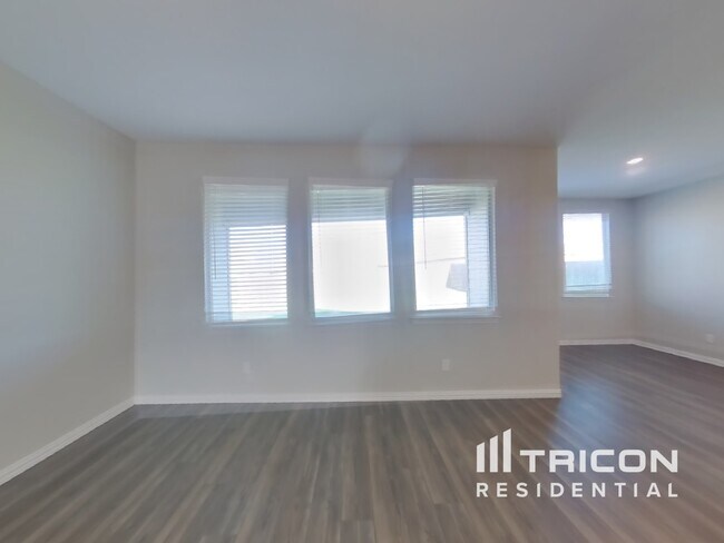 Foto del edificio - 14817 Silver Blades Ct