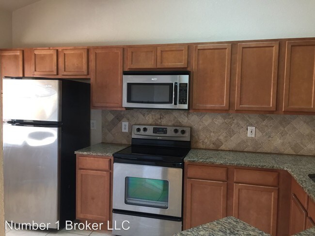 Foto del edificio - 7709 Sugar Bend Dr