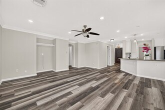 Building Photo - 7242 Autumn Bluff Ln