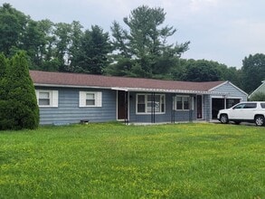 Building Photo - 2327 Ritner Hwy