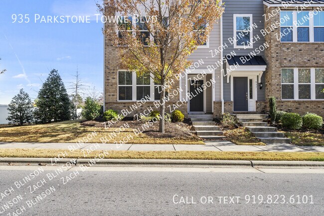 Foto del edificio - 935 Parkstone Towne Blvd