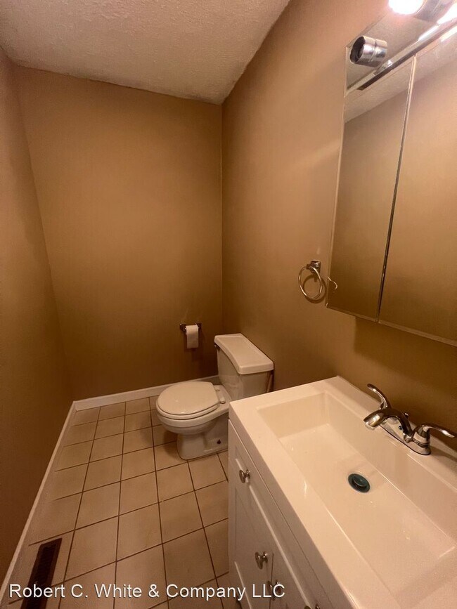 Building Photo - 2 br, 1.5 bath House - 662 Woodward Ave
