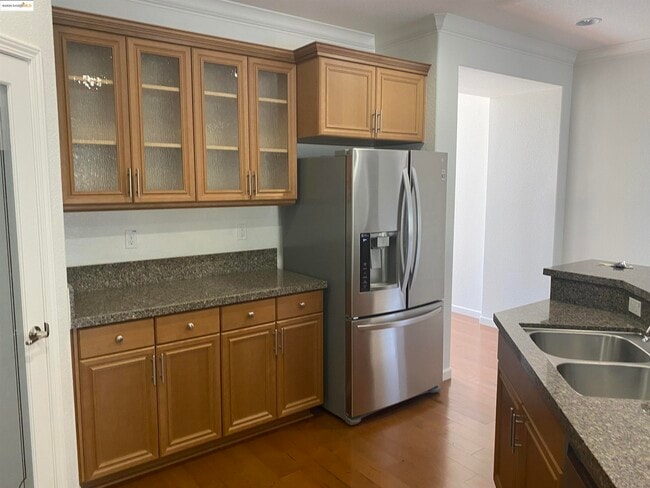 Foto del edificio - 9821 Key W Way