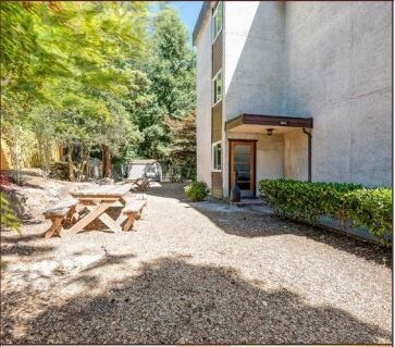 Foto del edificio - 818 NE 106th St