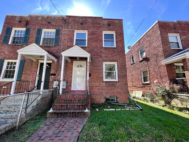 Photo - 3327 Dubois Pl SE Townhome