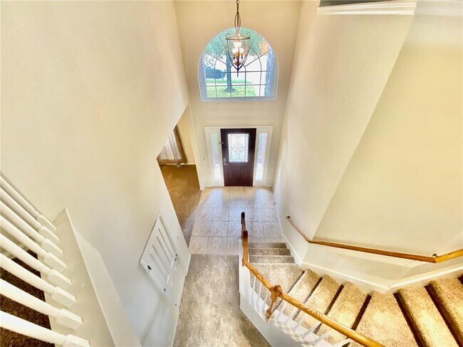 Building Photo - 521 Sweet Gum Dr