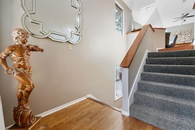 Foto del edificio - 107 E Trace Creek Dr