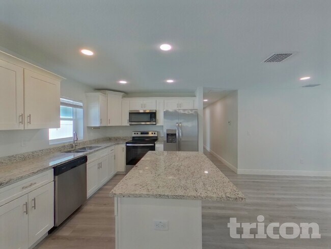 Foto del edificio - 6379 29th St N